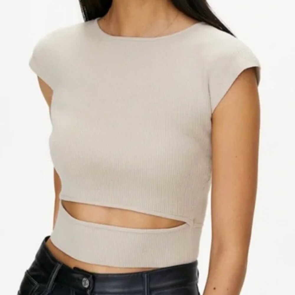 Aritzia Wilfred Yacine Shortsleeve Knit Top in Concrete